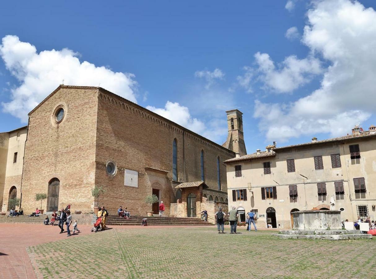 Appartamento Benozzo 圣吉米纳诺 外观 照片